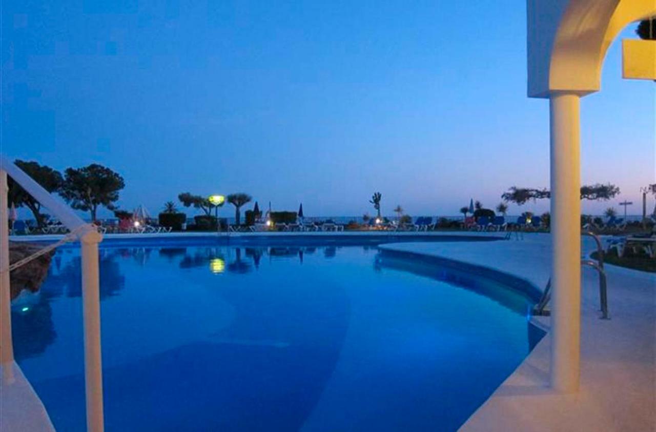 Capistrano Villa Нерха Екстериор снимка
